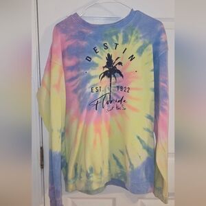 Tie-Dye Sweatshirt with Palm Tree Graphic